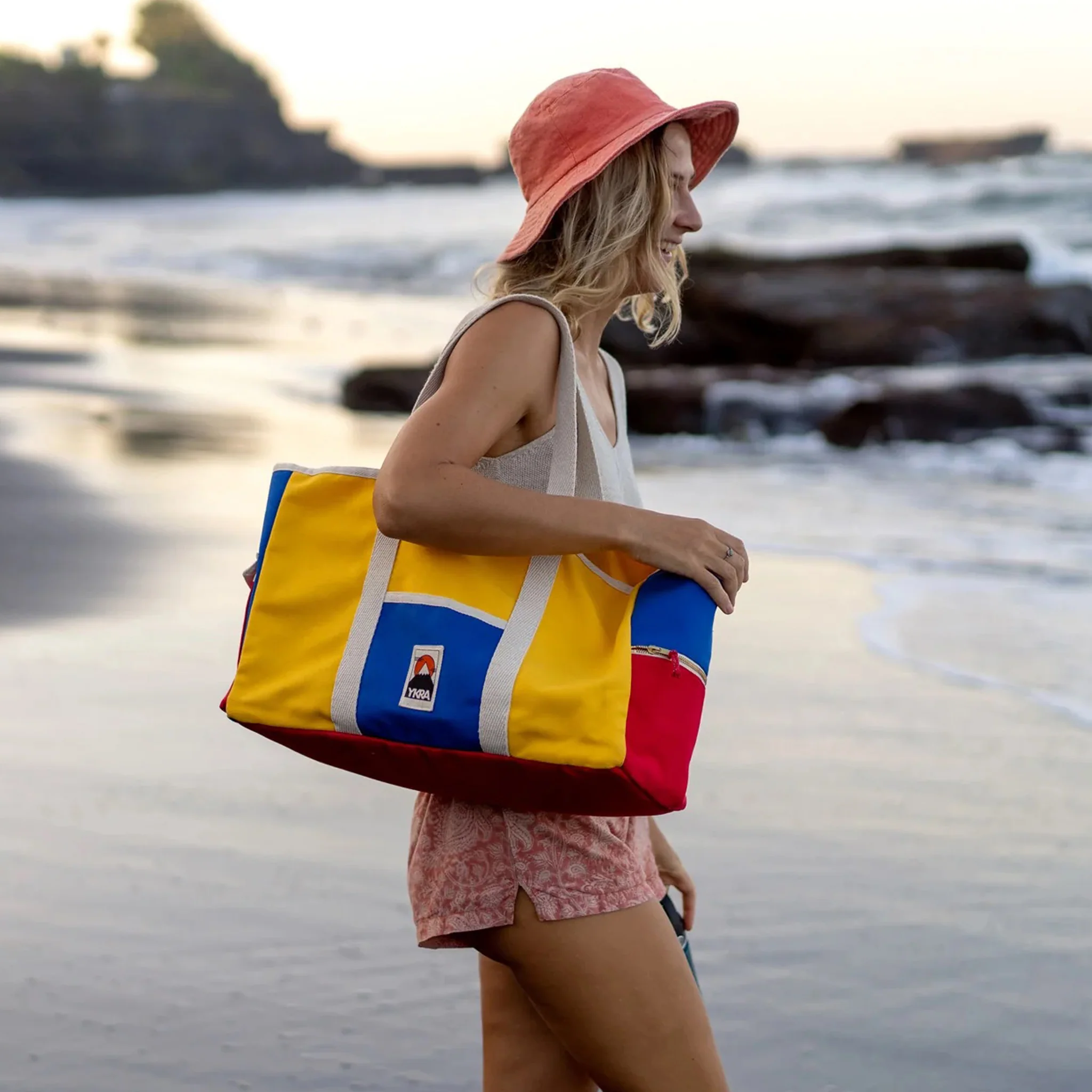 YKRA Beach Bag Blue Red Yellow - Image 3